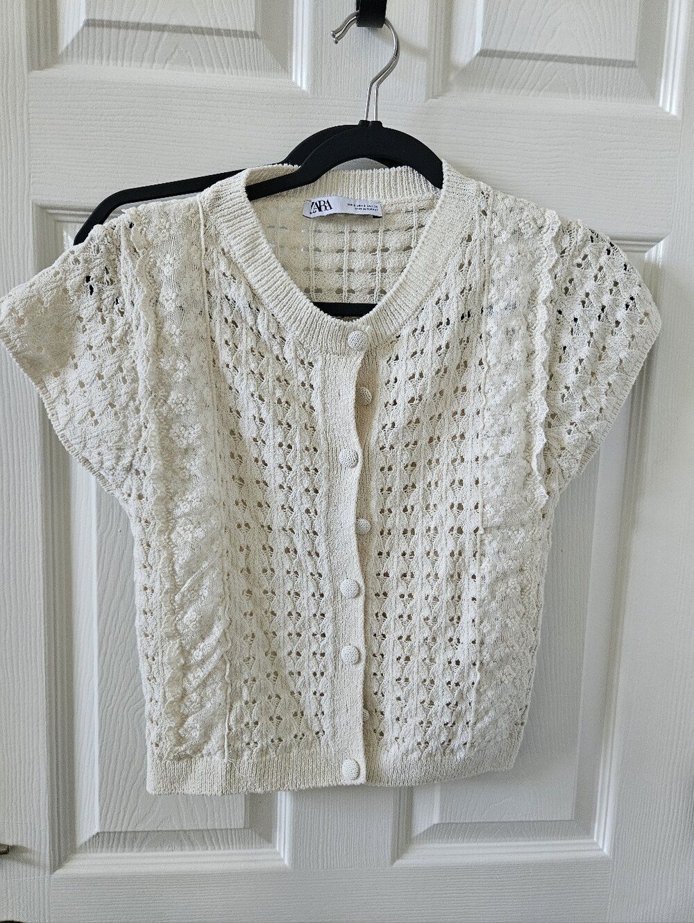Zara Open Knit Lace Pointelle Button-Up Vest / Cardigan – Cream